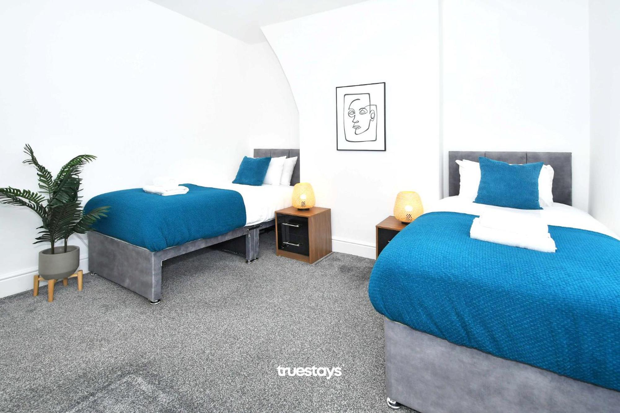 Gilman House By Truestays - 4 Bedroom House In Stoke-On-Trent Etruria Zewnętrze zdjęcie