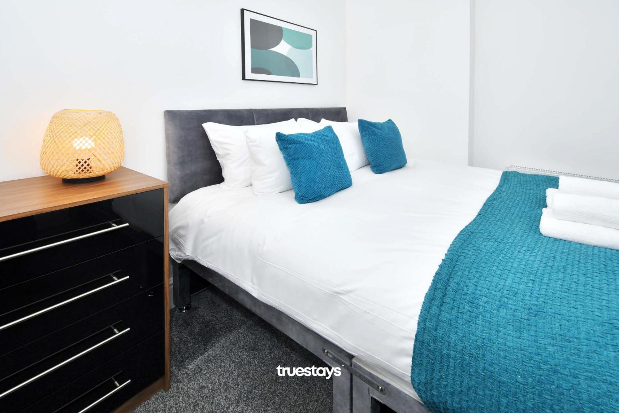 Gilman House By Truestays - 4 Bedroom House In Stoke-On-Trent Etruria Zewnętrze zdjęcie