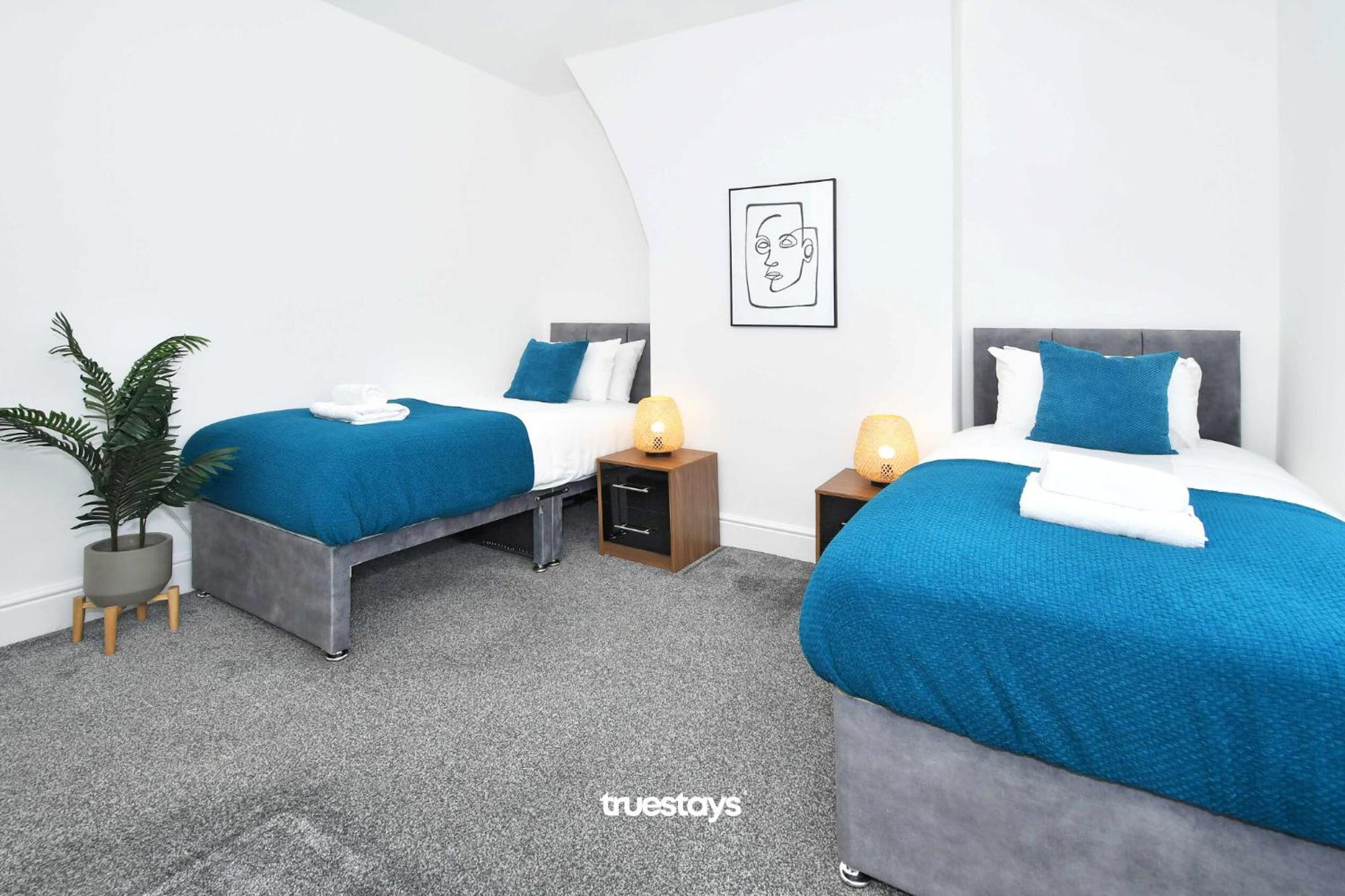 Gilman House By Truestays - 4 Bedroom House In Stoke-On-Trent Etruria Zewnętrze zdjęcie